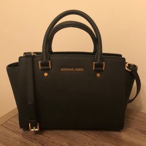 Michael Kors black Selma bag